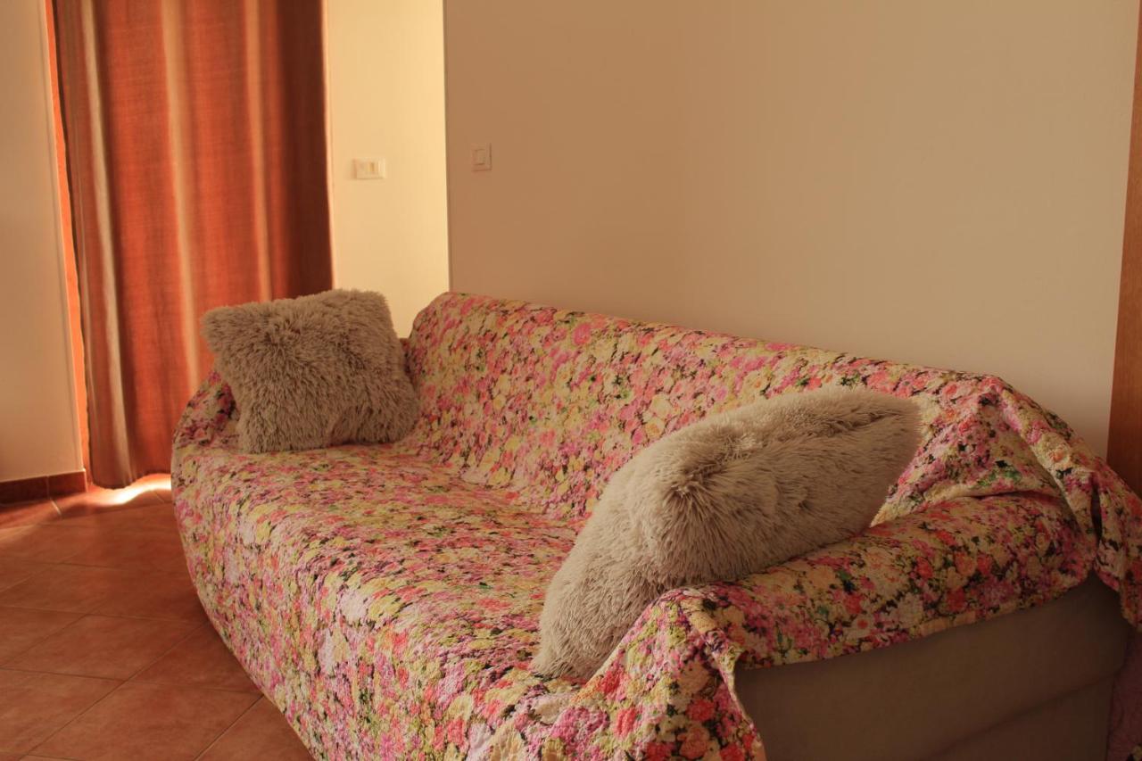 Apartman Robi Nova Vas  エクステリア 写真
